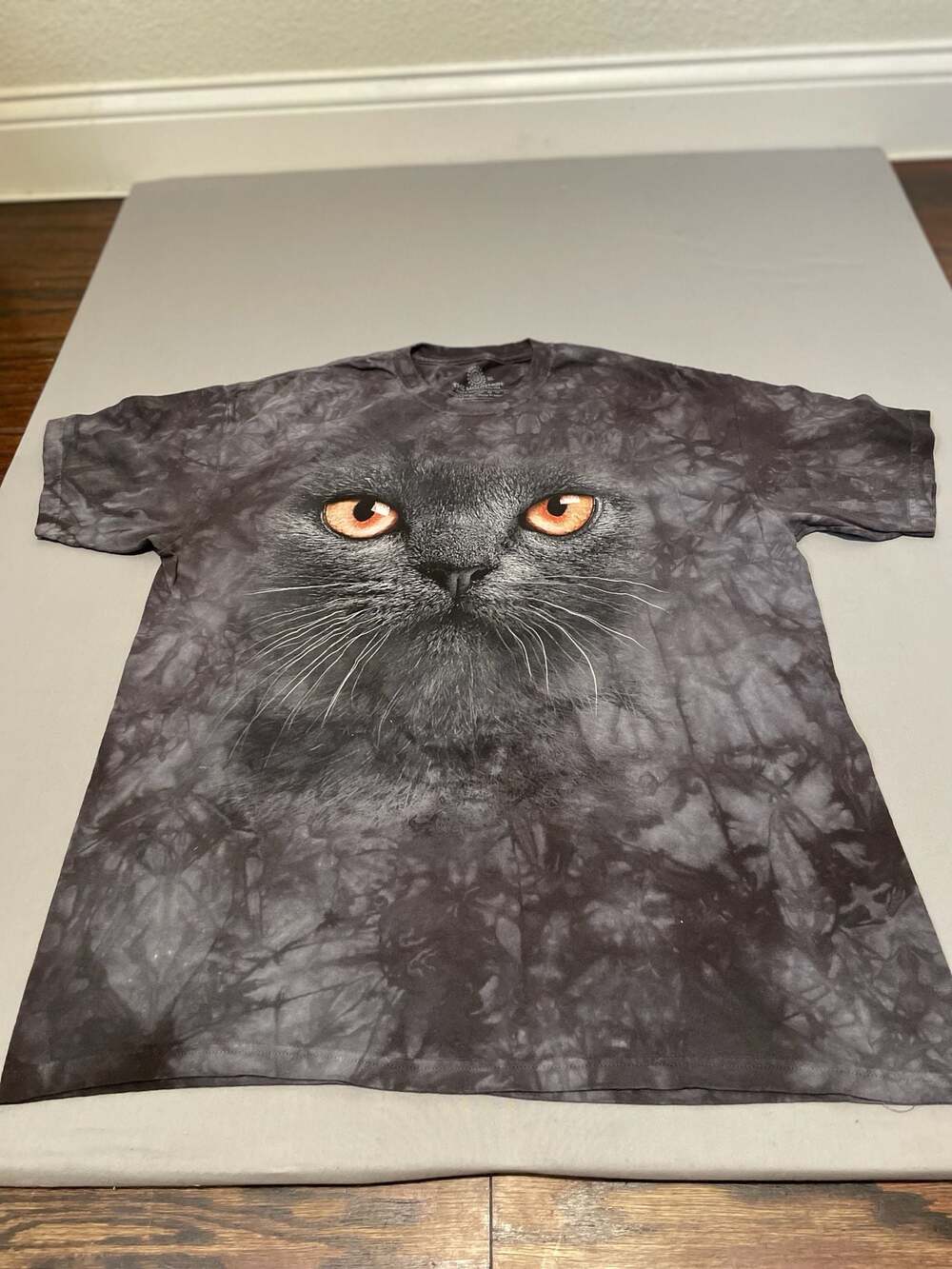The Mountain Big Face Black Cat Tie Dye Graphic T-Shirt XL
